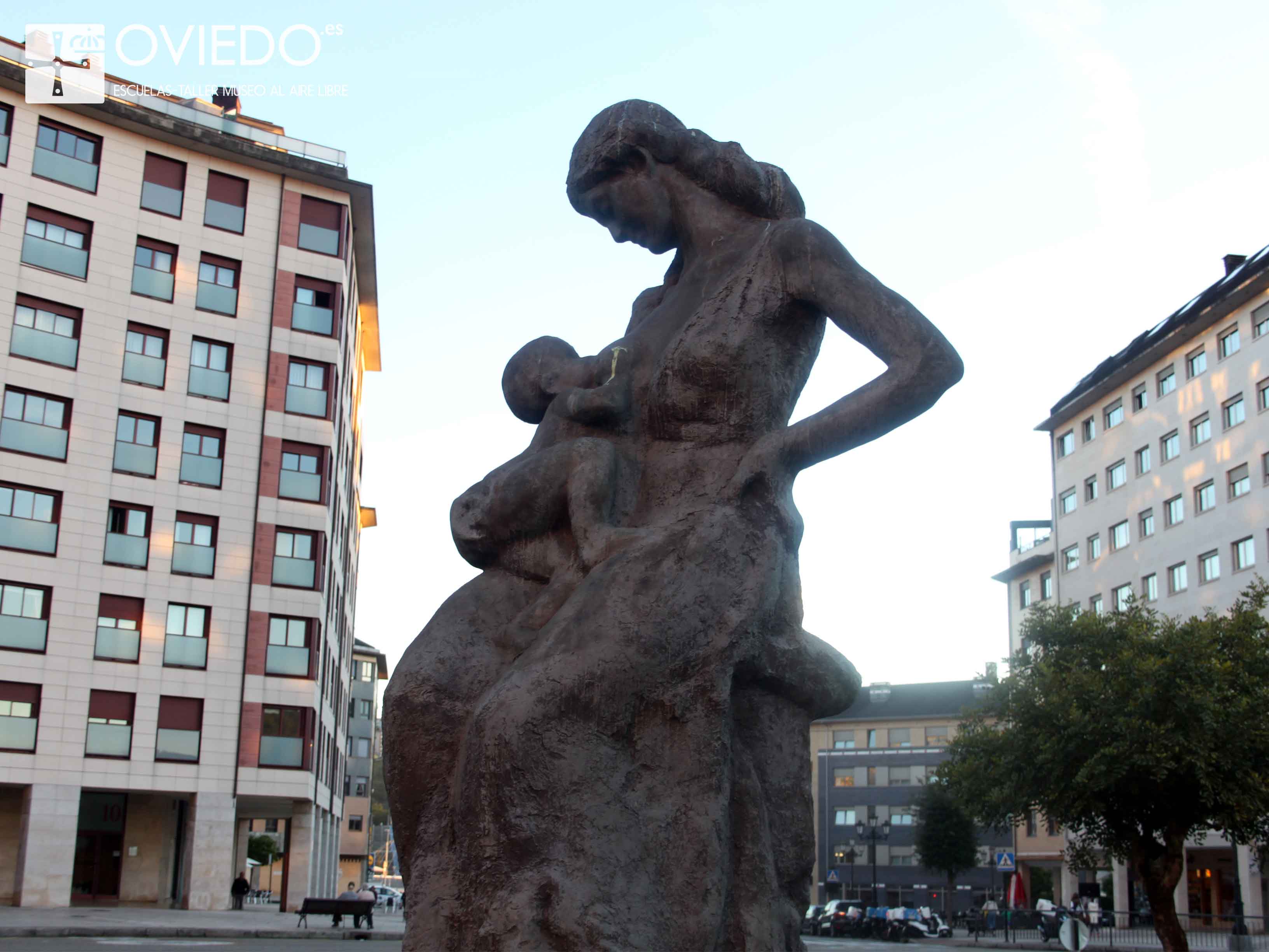 escultura Maternidad